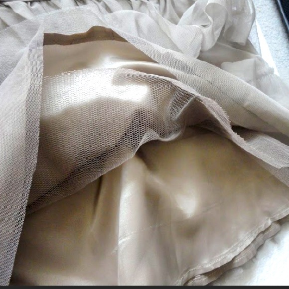 BCBGMaxAzria tiered pleated mini strapless dress 0 - Picture 8 of 9